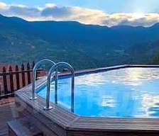 Glamping with hot tub